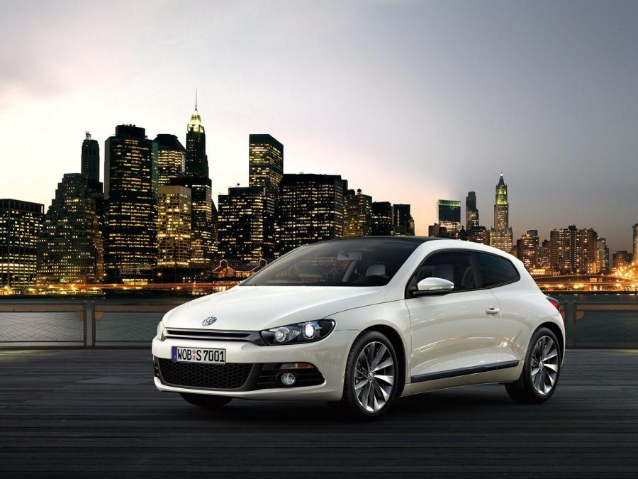  Volkswagen Scirocco 2008 года  (фото 33 из 143)